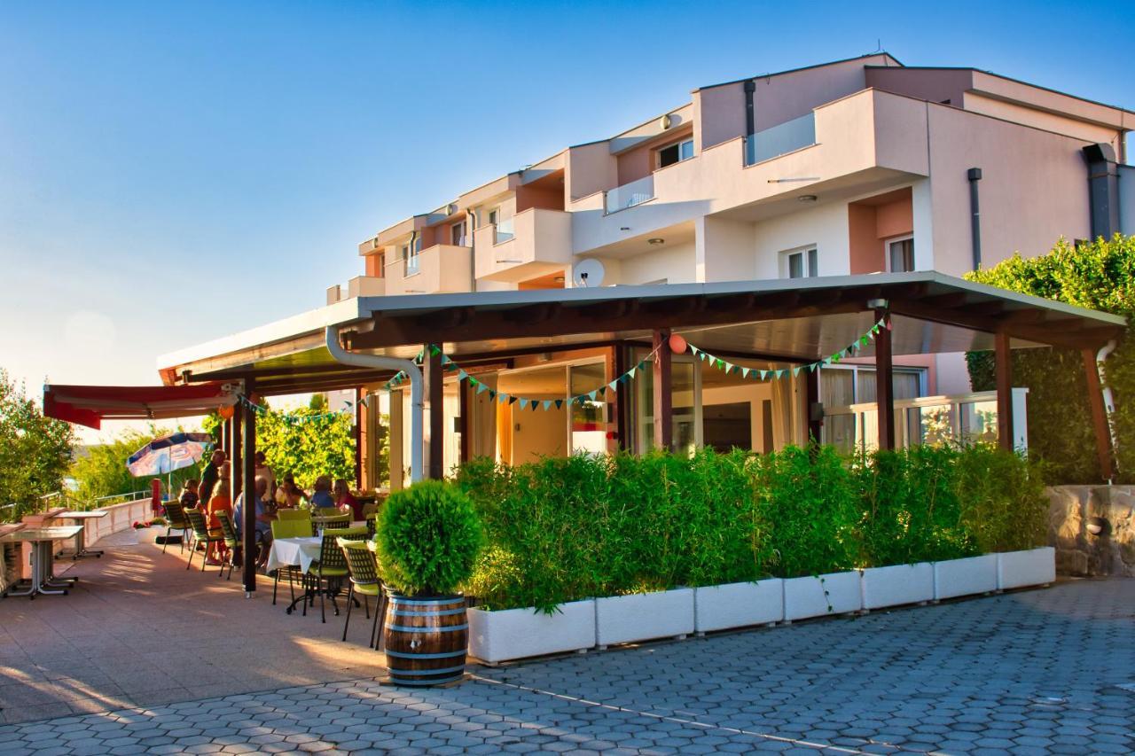 Pension Augustino Miletici Exterior foto